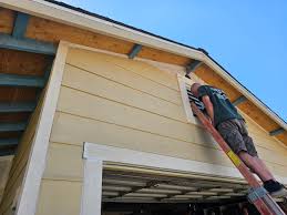 Siding Removal and Disposal in Leslie, MI